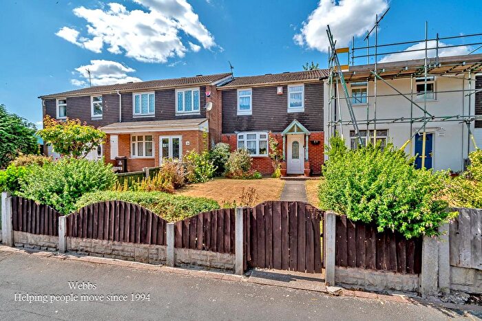 3 Bedroom Terraced House For Sale In Field Road, Walsall, WS3