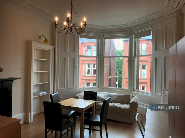 4 Bedroom Flat To Rent In Barrington Drive, Glasgow, G4