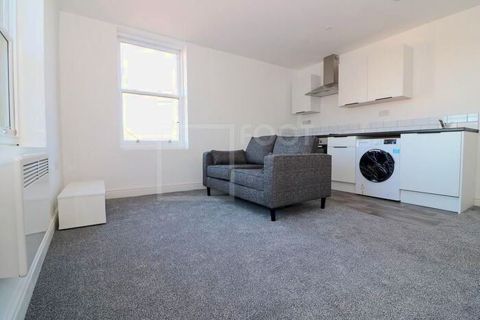 1 Bedroom Flat To Rent In Eldon Place, Bradford BD1