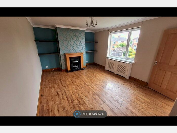 3 Bedroom Semi-Detached House To Rent In Flanderwell Avenue, Rotherham, S66
