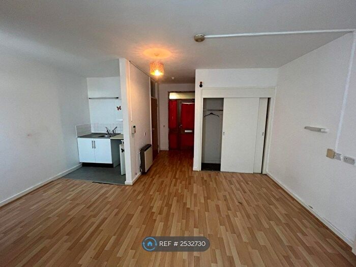 1 Bedroom Terraced House To Rent In Halley Road, London, E7