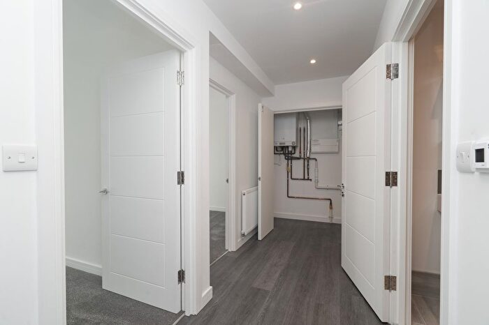 2 Bedroom Flat To Rent In Forty Lane, London, Greater London, HA9