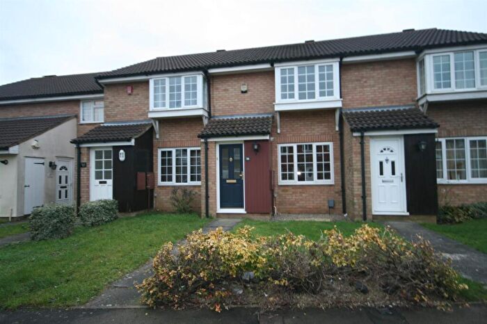 2 Bedroom Terraced House To Rent In Claverley Green, Luton, Bedfordshire, LU2