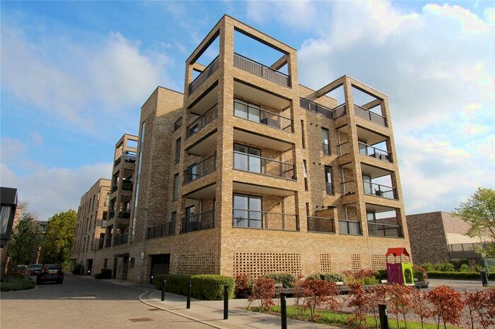 2 Bedroom Flat To Rent In Woodpecker Way, Trumpington, Cambridge, CB2