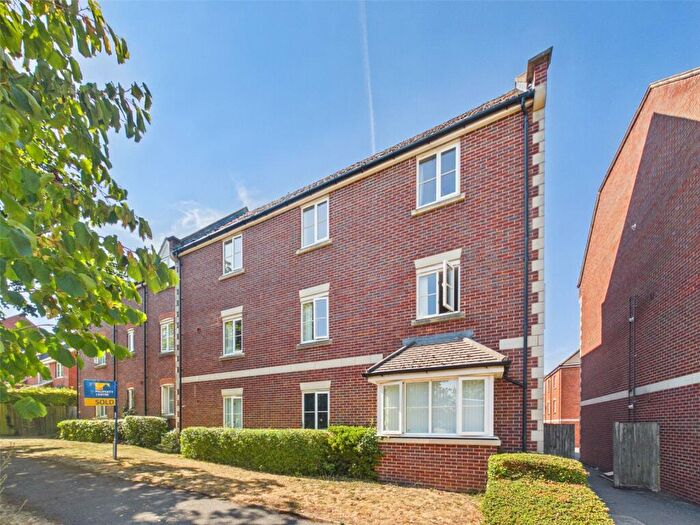 2 Bedroom Apartment For Sale In Tuffley Lane, Tuffley, Gloucester, GL4