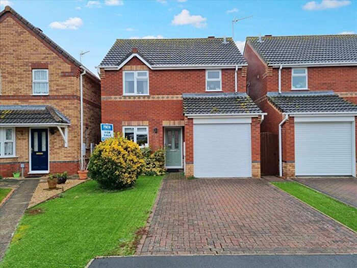 3 Bedroom Detached House For Sale In Keepers Way, Sleaford, NG34