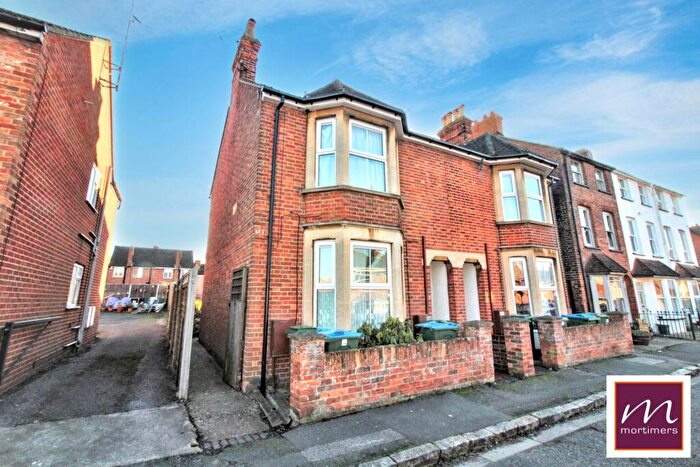 1 Bedroom Maisonette To Rent In A Victoria Street, Aylesbury, Buckinghamshire, HP20