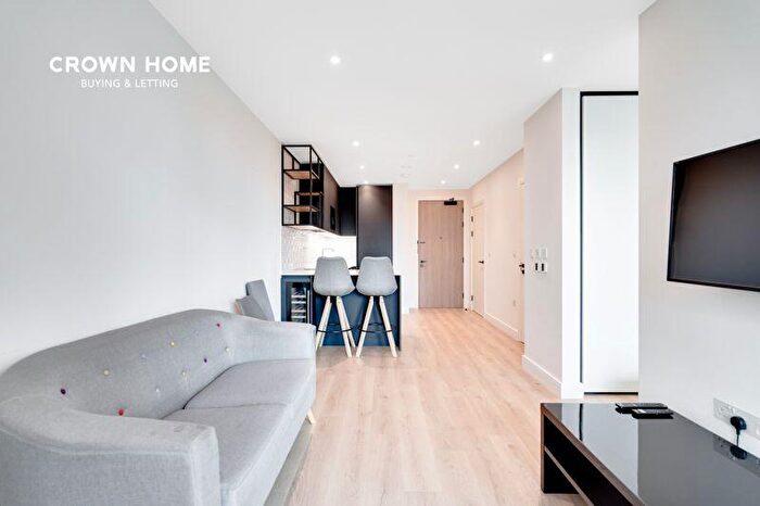 Apartment To Rent In Unison House, Grand Union, Wembley, HA0