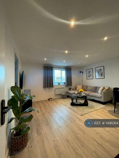 1 Bedroom Flat To Rent In Bren Court, Enfield, EN3