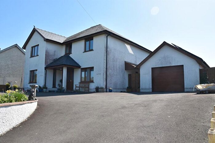 4 Bedroom Detached House For Sale In Birchgrove, Pentrecwrt, SA44