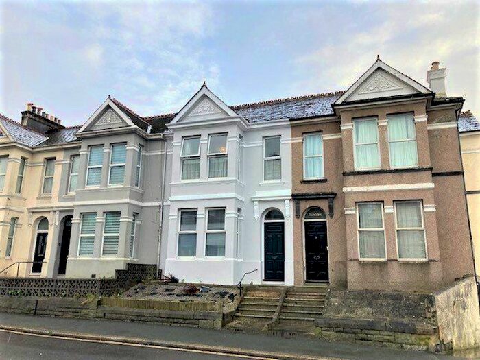 2 Bedroom Flat To Rent In Peverell Park Road, Peverell, Plymouth PL3