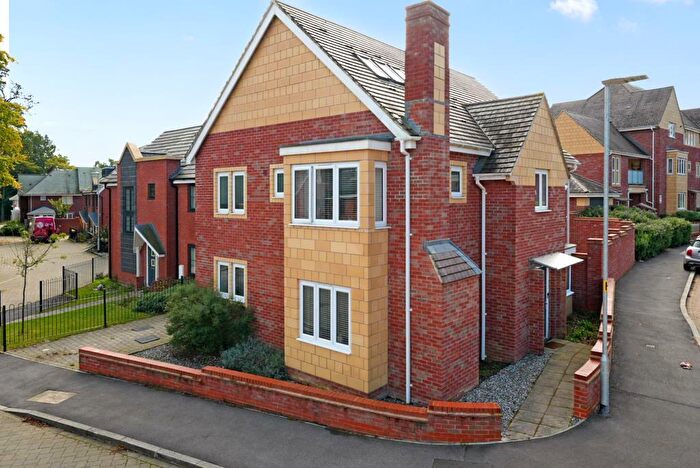 5 Bedroom Detached House For Sale In High Wycombe, Pine Trees, Buckinghamshire, HP11