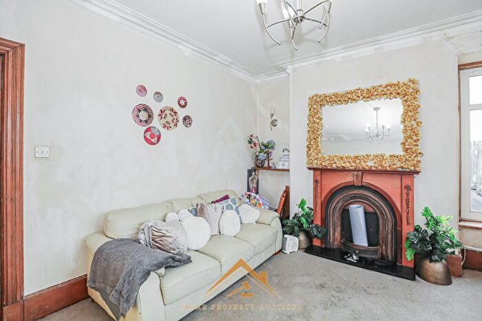 2 Bedroom Flat For Sale In , Portland Street, Second Floor Left, Aberdeen, AB11
