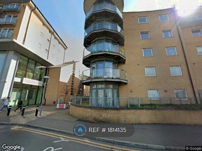 2 Bedroom Flat To Rent In Berberis House, Feltham, TW13