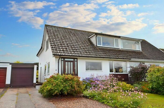 4 Bedroom Semi-Detached House For Sale In Wellands Close, Uffculme, Cullompton, Devon, EX15