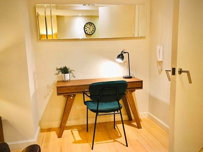 2 Bedroom Apartment To Rent In Joiner Street, Northern Quarter, M4