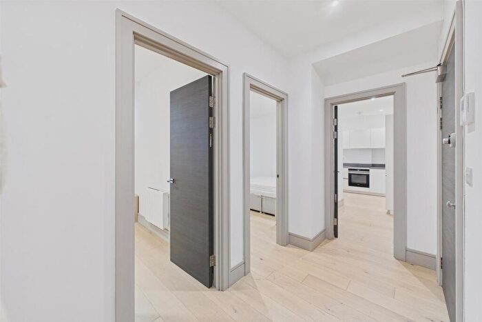 2 Bedroom Apartment To Rent In Imperial Drive, Harrow, HA2