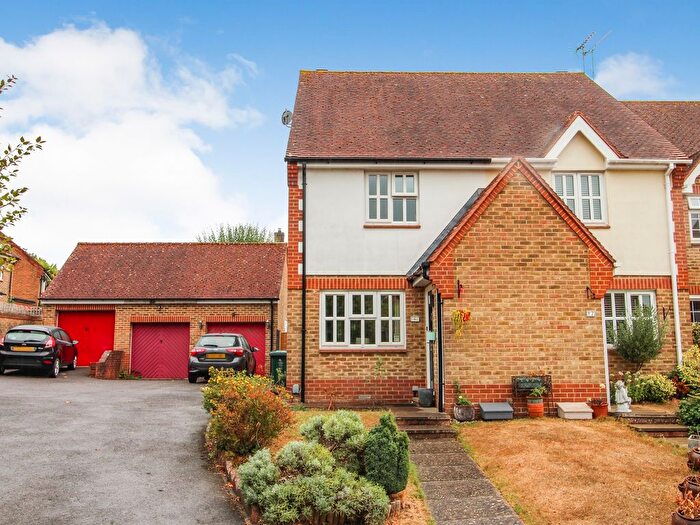 2 Bedroom End Of Terrace House For Sale In Tillotson Close, Crawley, West Sussex., RH10