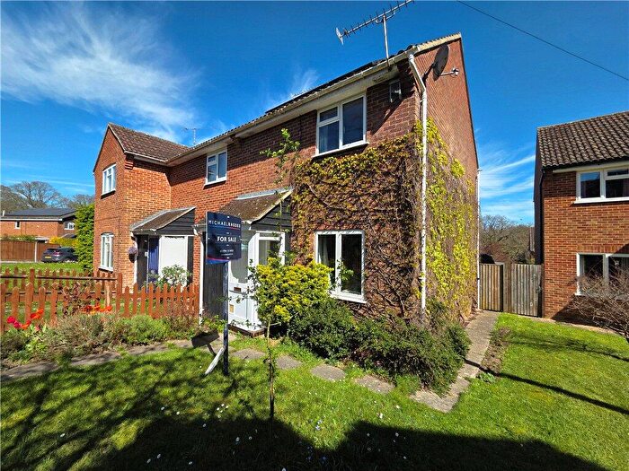 2 Bedroom End Of Terrace House For Sale In Dibben Walk, Romsey, Hampshire, SO51