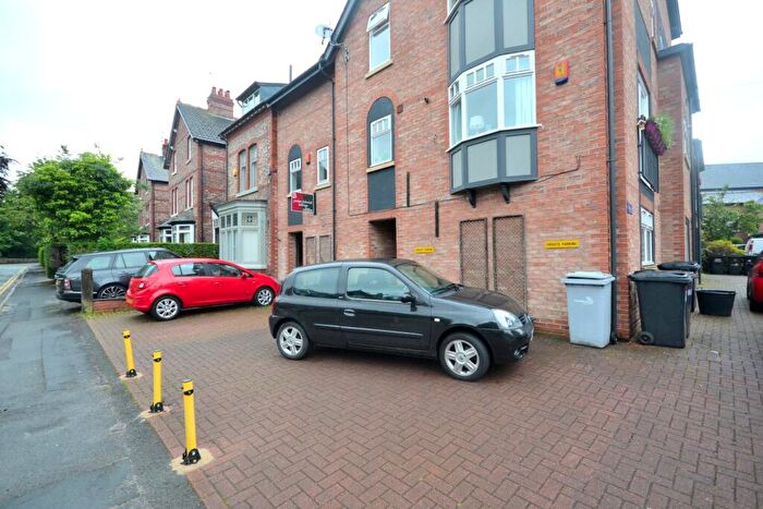 3 Bedroom Mews To Rent In Tyler Point, Trafford Road, Alderley Edge, SK9