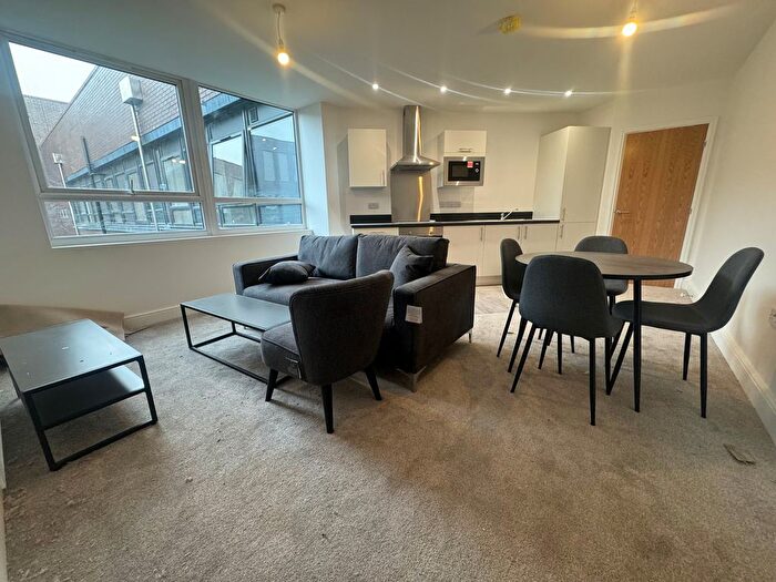 2 Bedroom Flat To Rent In Fowler Road, Aylesbury, HP19