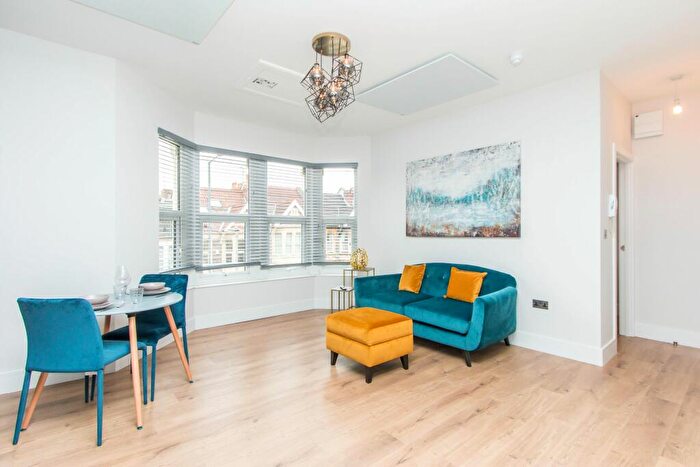 1 Bedroom Flat To Rent In Coldharbour Road, Bristol, BS6