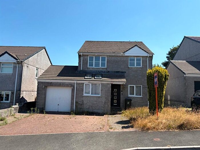 3 Bedroom Detached House For Sale In Penhale Meadow, St. Cleer, Liskeard, PL14