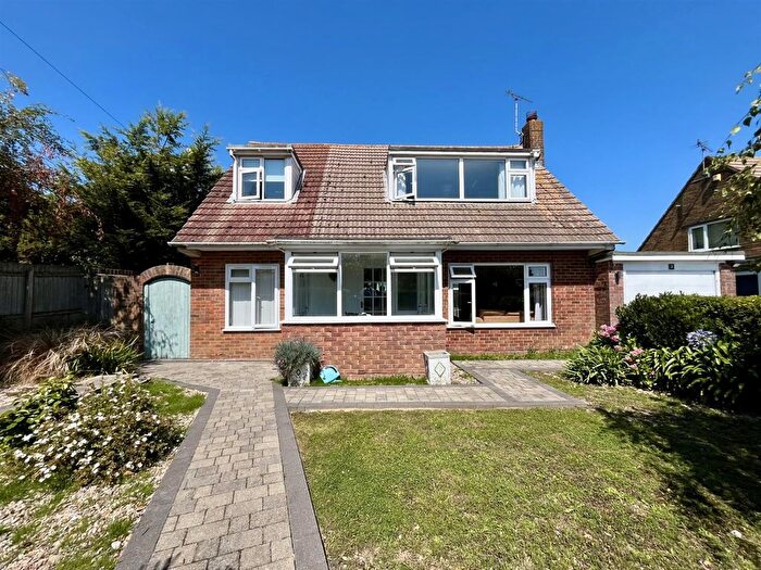 4 Bedroom Detached House For Sale In Oast House Field, Icklesham, TN36