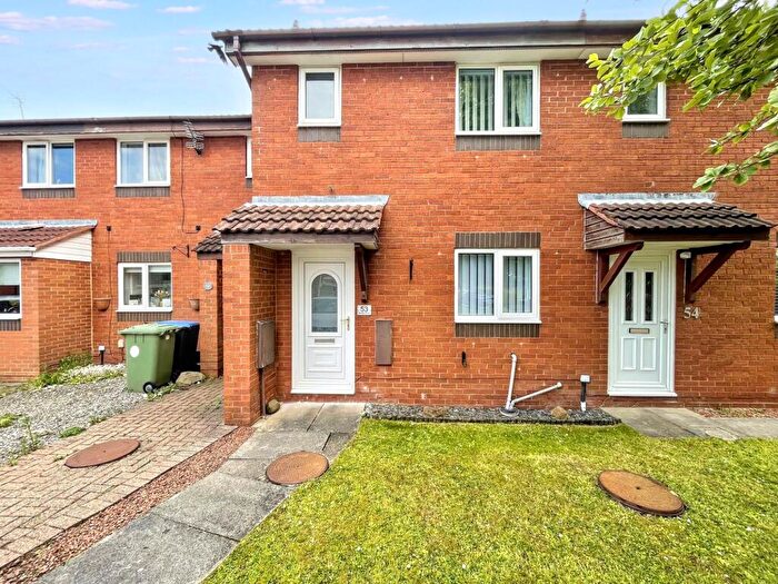 2 Bedroom Semi-Detached House For Sale In Bewley Grove, Peterlee, Durham, SR8