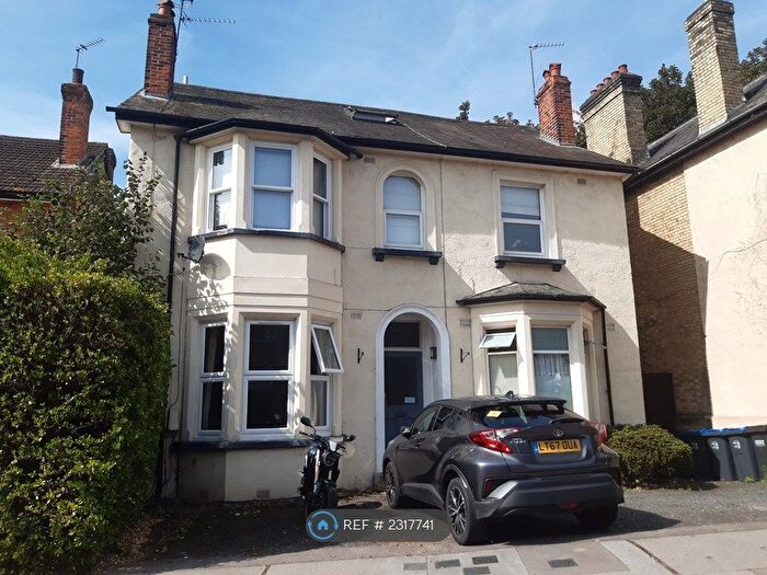 1 Bedroom Flat To Rent In Heathfield Road, Croydon, CR0