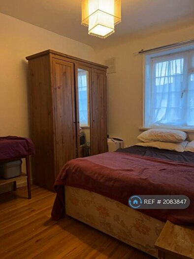 3 Bedroom Terraced House To Rent In Thornton Road, Carshalton, SM5