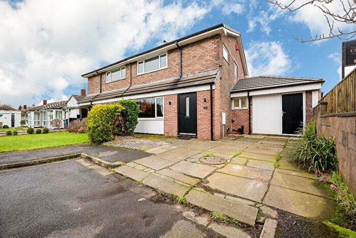 3 Bedroom Semi Detached House For Sale In Ellerbrook Drive, Burscough, L40