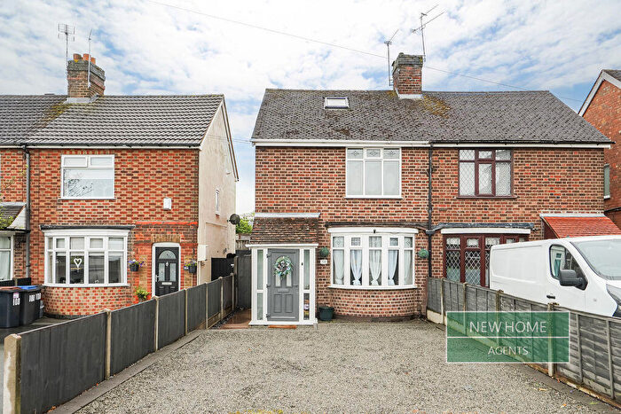 2 Bedroom Semi Detached House For Sale In Ashby Road, Hinckley, LE10