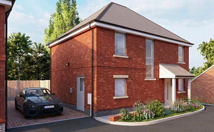 4 Bedroom Detached House To Rent In St Lawrence Close, Olney, MK46