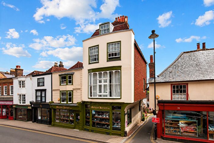 1 Bedroom Apartment For Sale In Castle View Apartments A, St. Martins Lane, Lewes, East Sussex, BN7