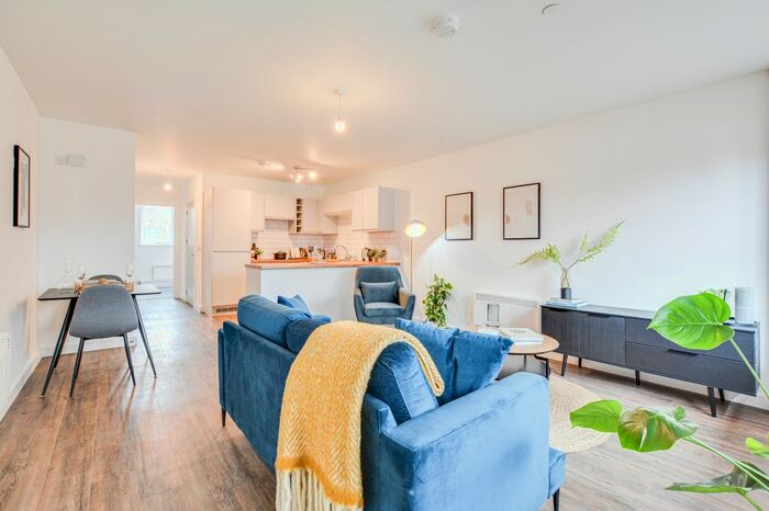 1 Bedroom Flat To Rent In Clarence Road, Manchester, M13