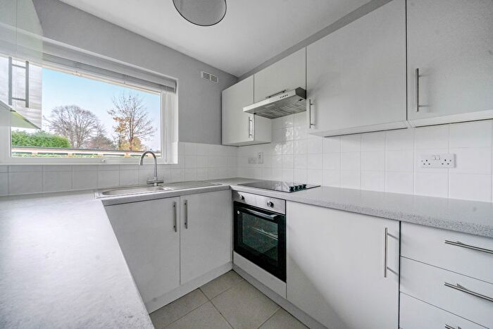 1 Bedroom Flat To Rent In Avonhurst, Dark Lane, Tiddington, Stratford-Upon-Avon, CV37