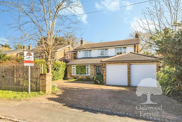 4 Bedroom Detached House To Rent In Nortoft Road, Chalfont St Peter, SL9
