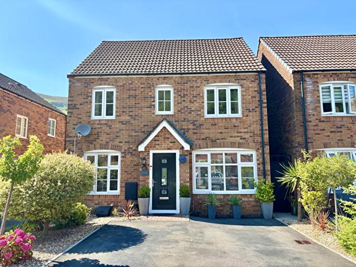 3 Bedroom Detached House For Sale In Ffordd Danygraig, Godrergraig, Swansea., SA9