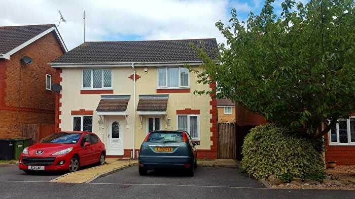 2 Bedroom End Of Terrace House To Rent In Wainwright Gardens, Hedge End, SO30