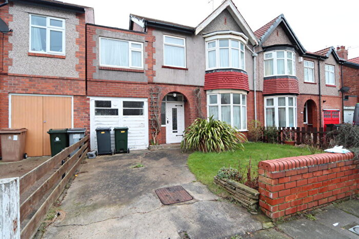 5 Bedroom Semi Detached House For Sale In Dale Road, Whitley Bay, Tyne & Wear, NE25