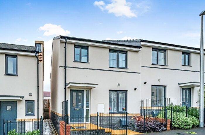 3 Bedroom End Of Terrace House For Sale In Buttercup Way, Newton Abbot, TQ12