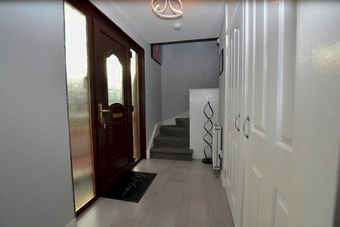 3 Bedroom End Of Terrace House For Sale In Macdonald Drive, Kilmarnock, KA3