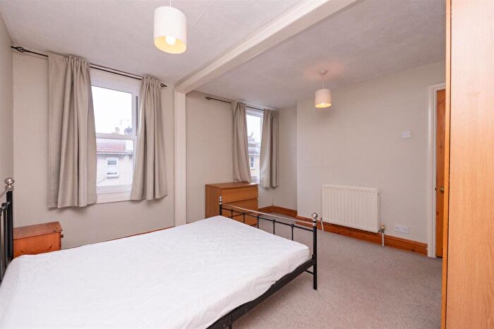 1 Bedroom Flat To Rent In Redland, Bristol, BS6