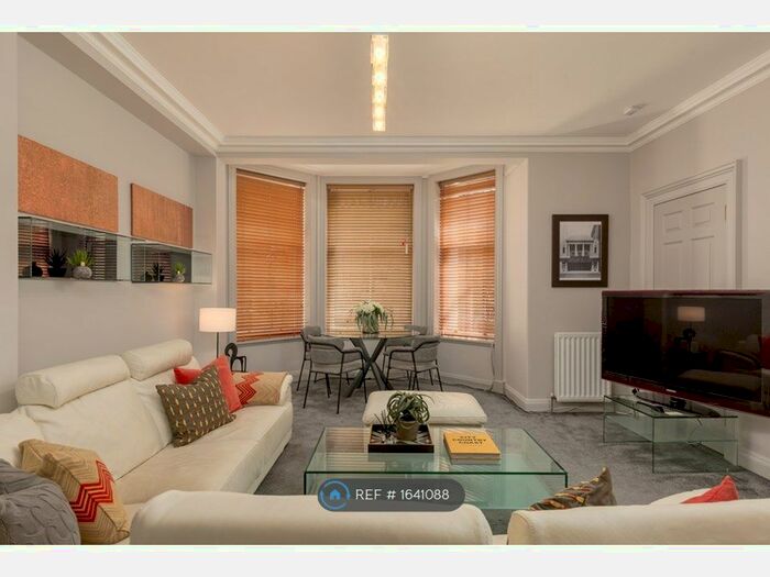 1 Bedroom Flat To Rent In Rothesay Terrace, Edinburgh, EH3
