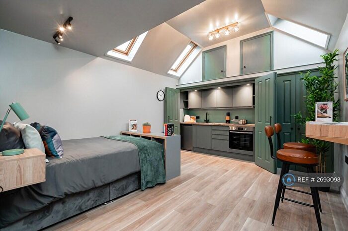 1 Bedroom Flat To Rent In Stable Road, Bicester, OX26