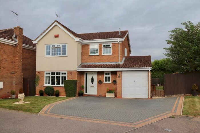 4 Bedroom Detached House To Rent In Rosemoor Drive, East Hunsbury, Northampton, NN4