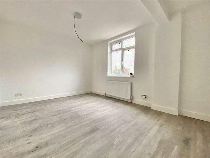 1 Bedroom Property To Rent In Percy Road, Twickenham, TW2