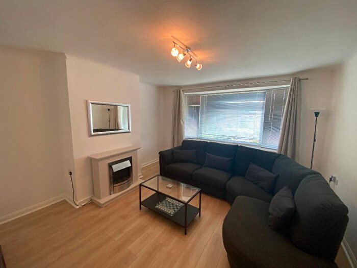 2 Bedroom Semi-Detached House To Rent In Kedslie Place, Liberton, Edinburgh, EH16