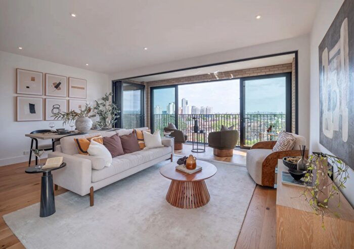 2 Bedroom Apartment For Sale In Graphite Square, Nine Elms, SE11